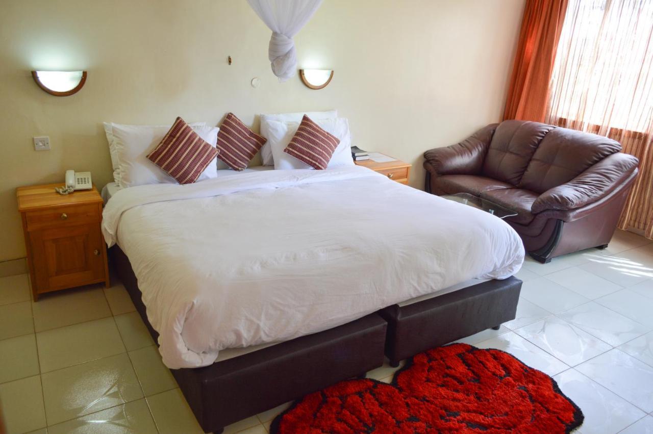 Golf Hotel Kakamega Extérieur photo