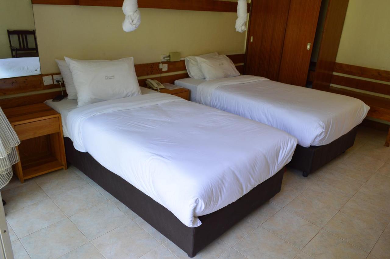 Golf Hotel Kakamega Extérieur photo