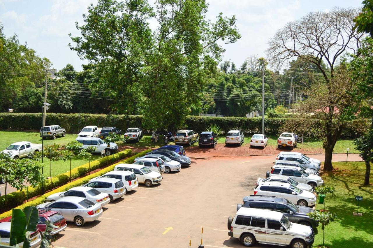 Golf Hotel Kakamega Extérieur photo