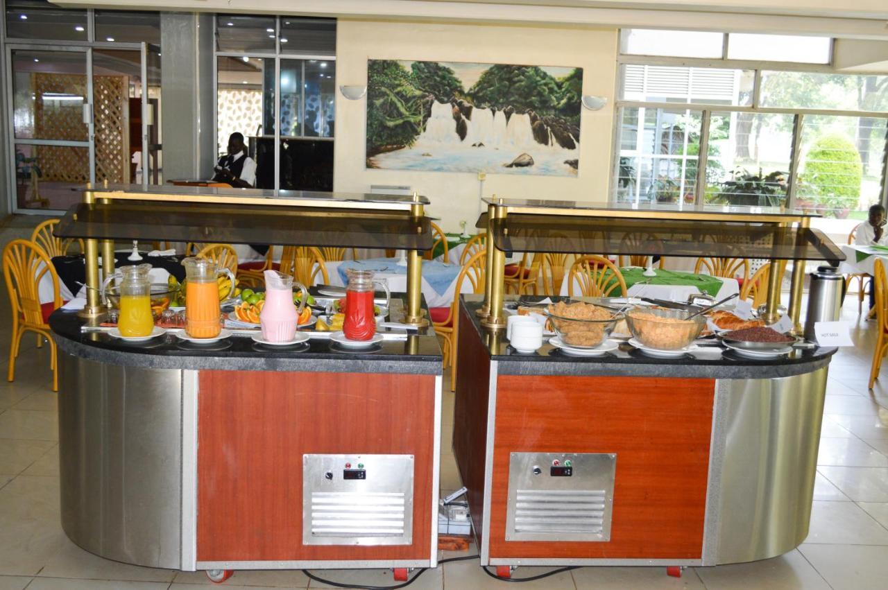 Golf Hotel Kakamega Extérieur photo