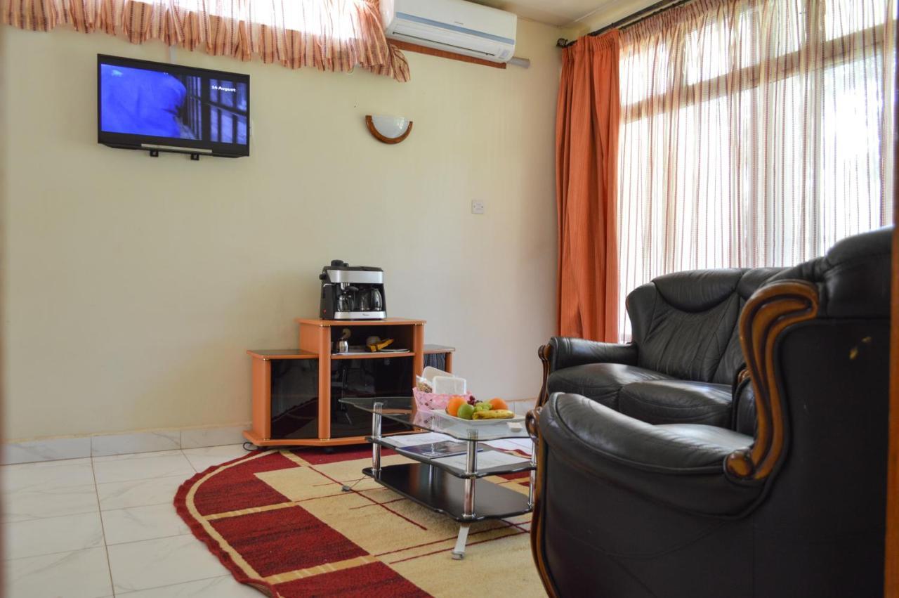 Golf Hotel Kakamega Extérieur photo